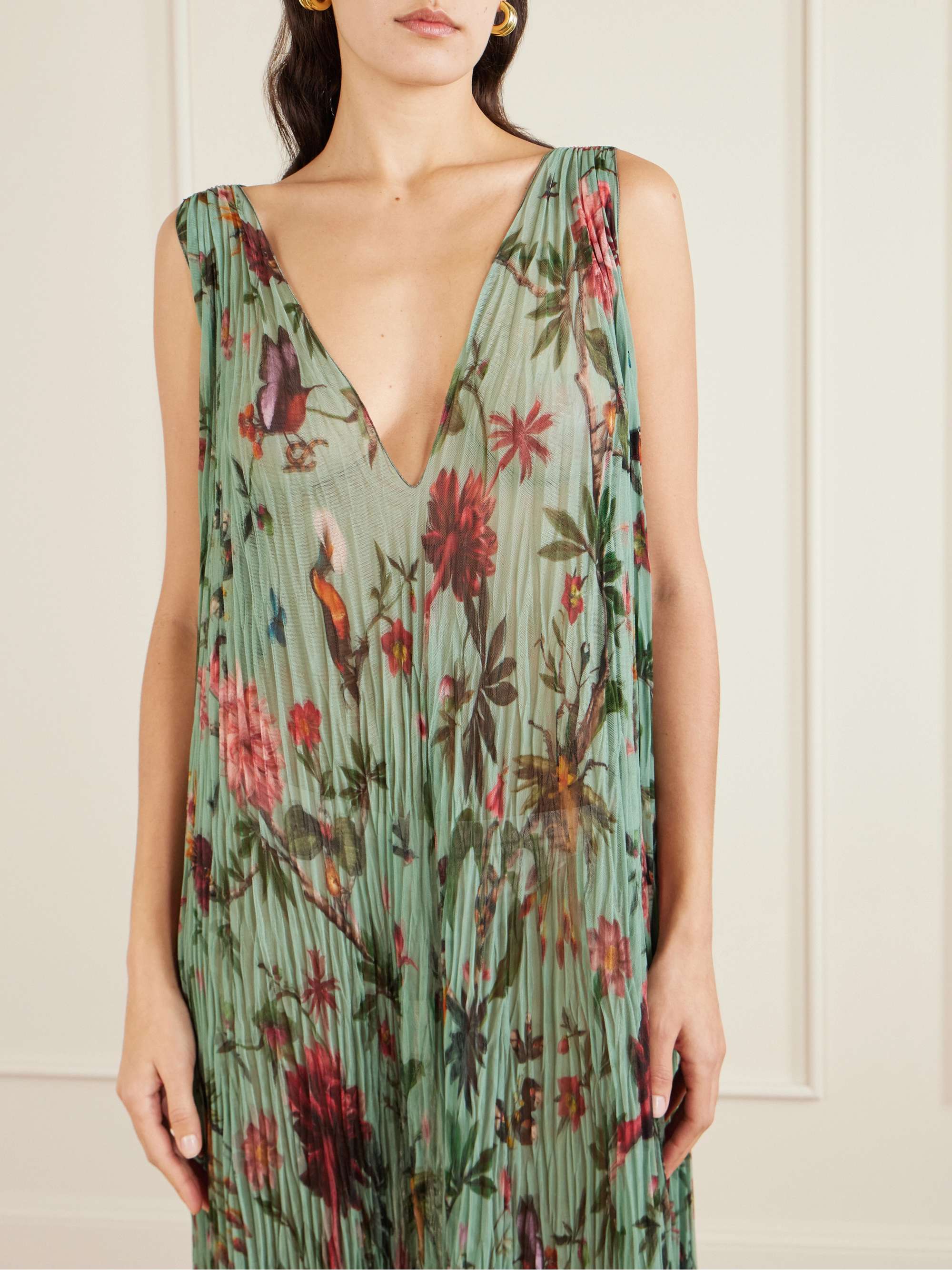 Twirling Floral-Print Plissé-Chiffon Maxi Dress