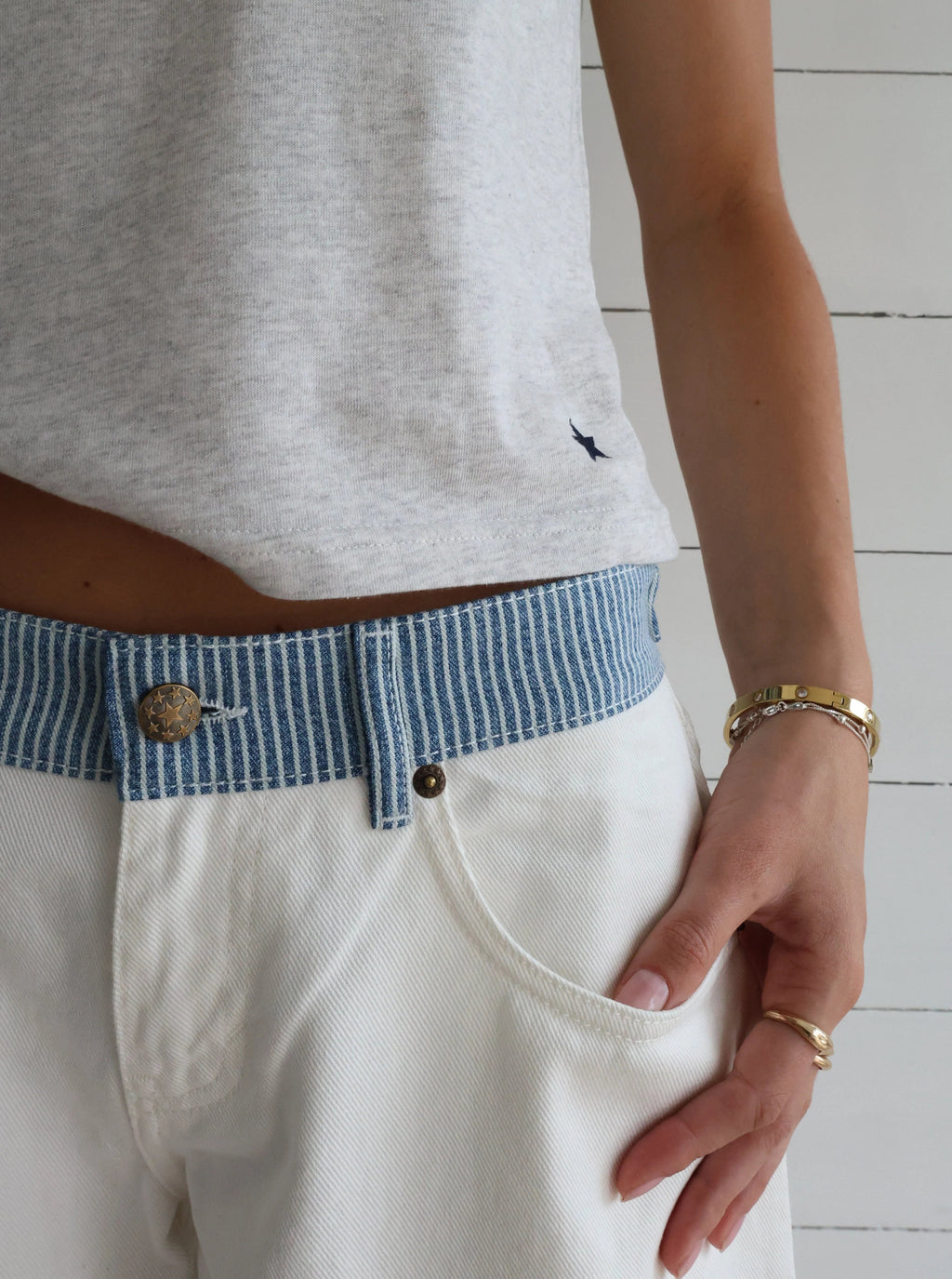 Creamy Stripe-Waist Wide-Leg Jeans