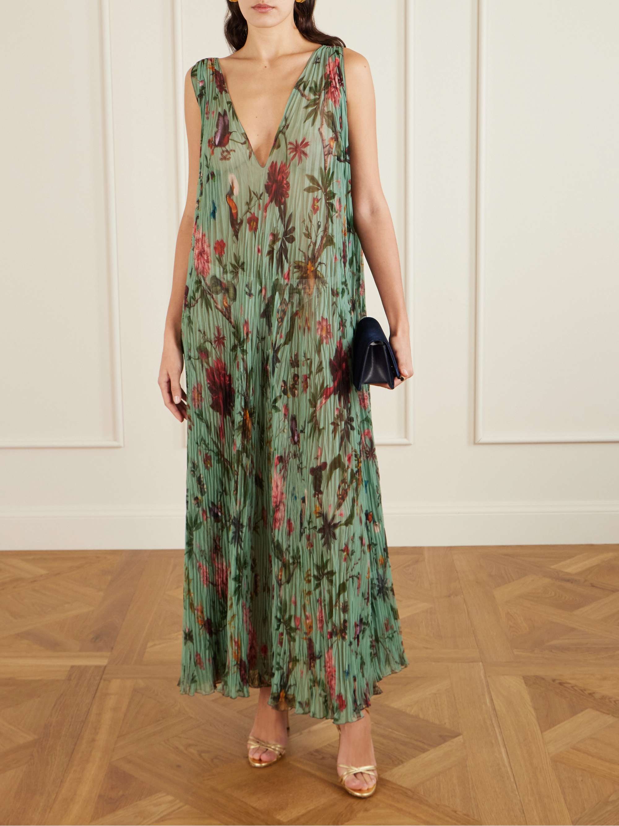 Twirling Floral-Print Plissé-Chiffon Maxi Dress