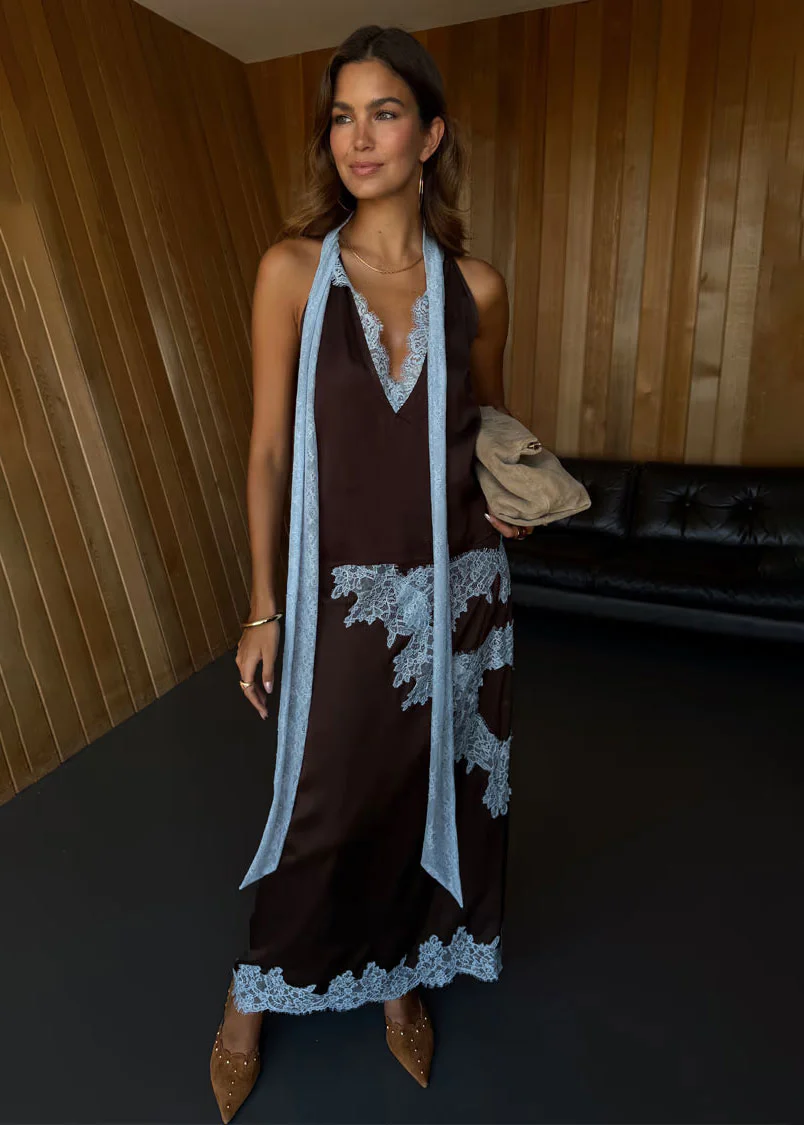 Chocolate Blue Lace