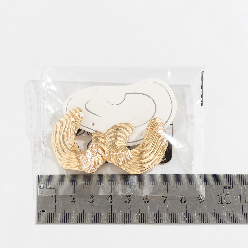 Lumière Textured Gold Studs