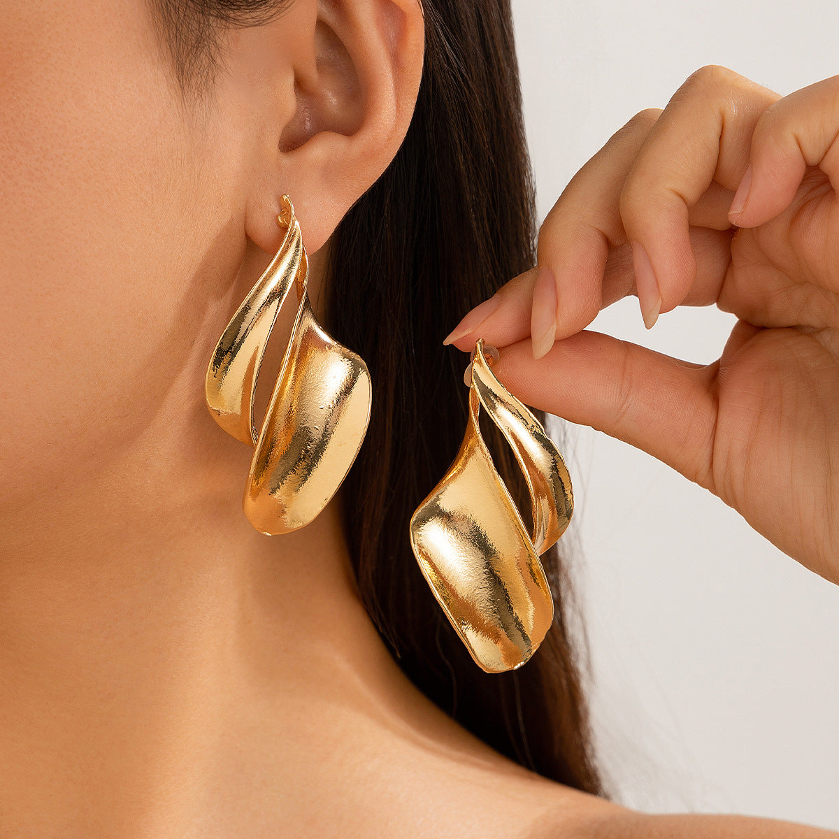 Auréa Geometric Teardrop Drops