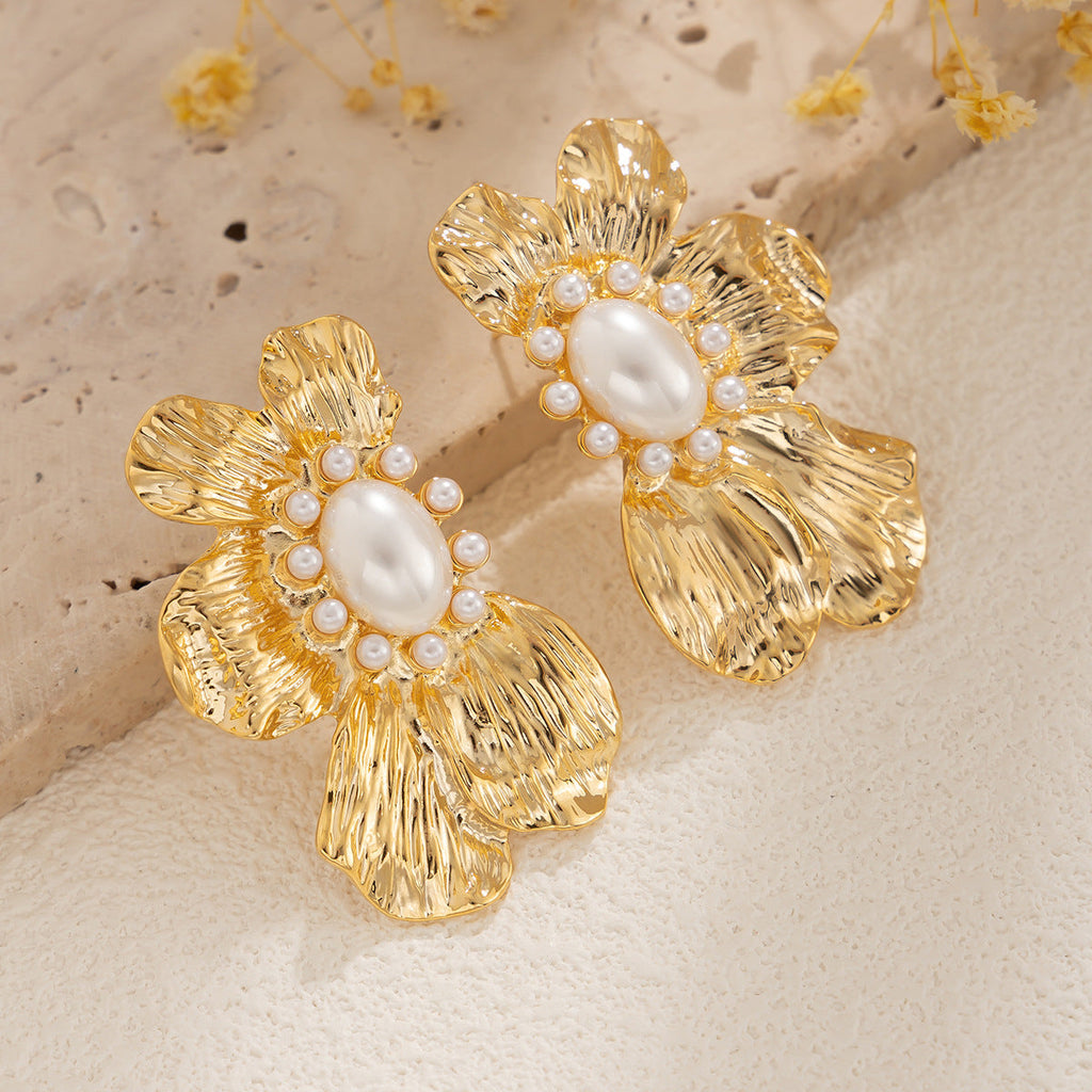 Gilded Ginkgo Pearl Studs
