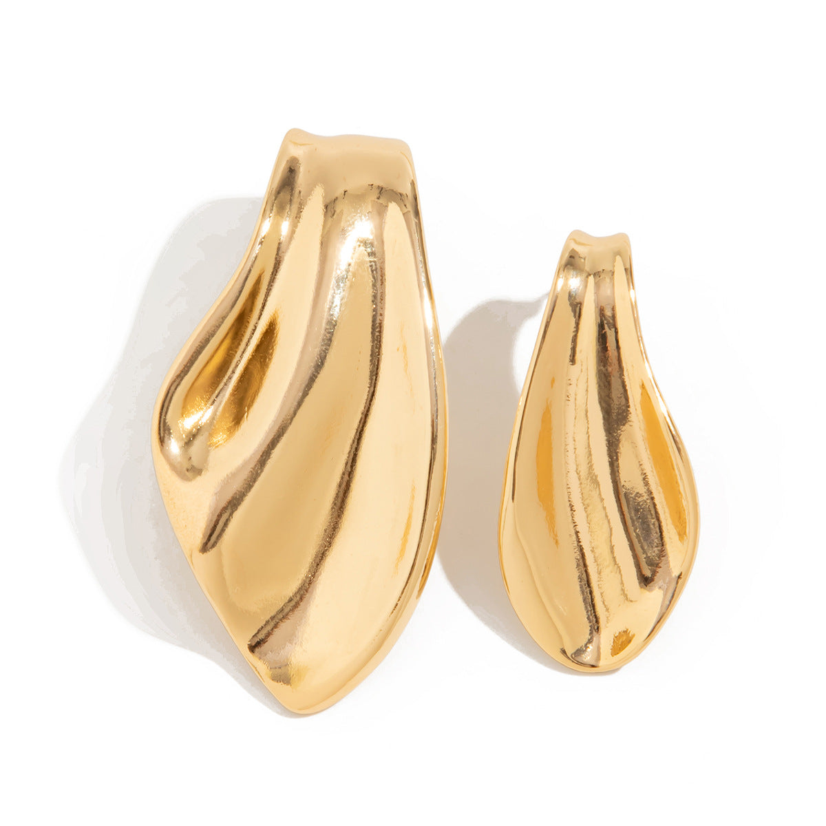 Noir Crinkle Geometry Studs