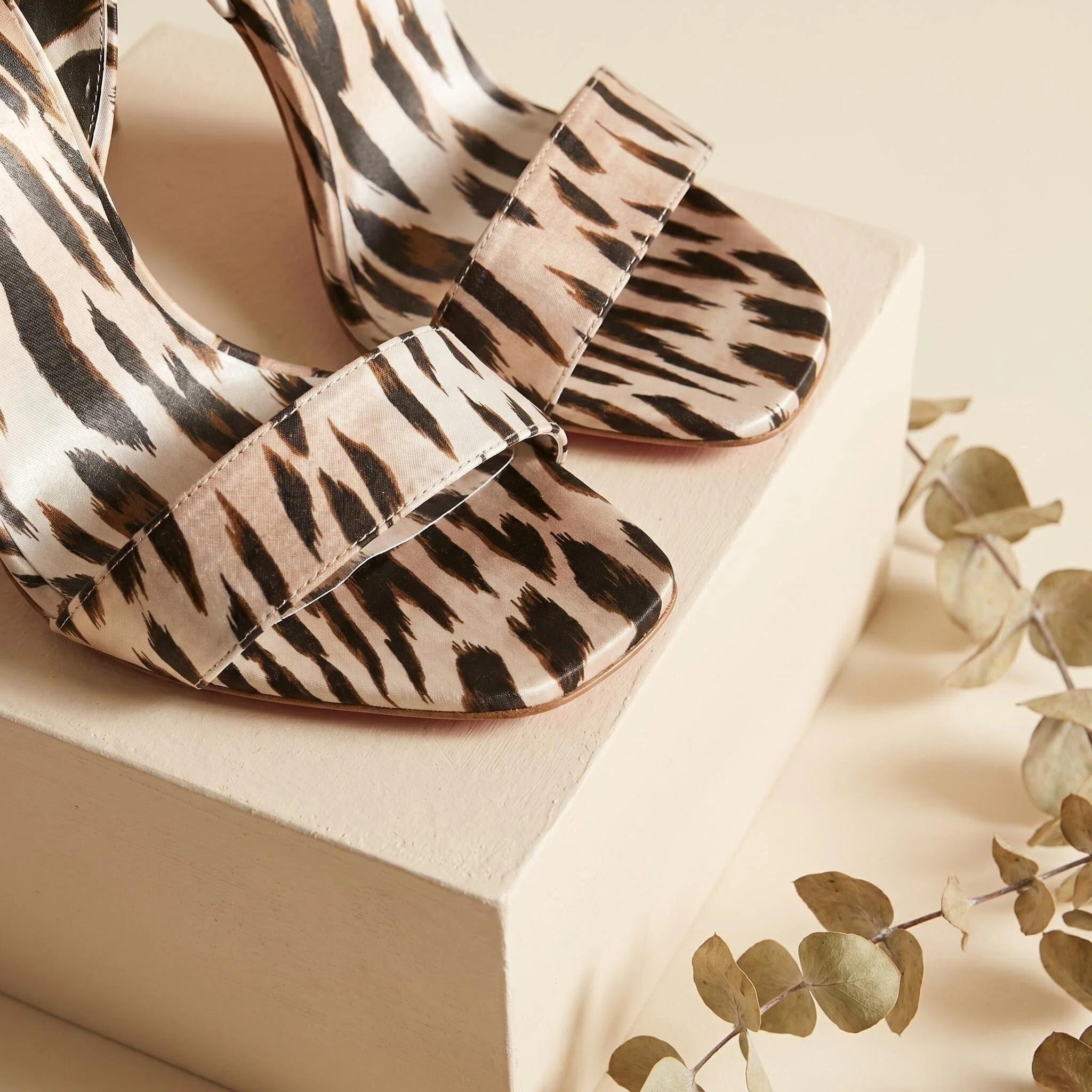 Elegant Leopard Print Heels for Women