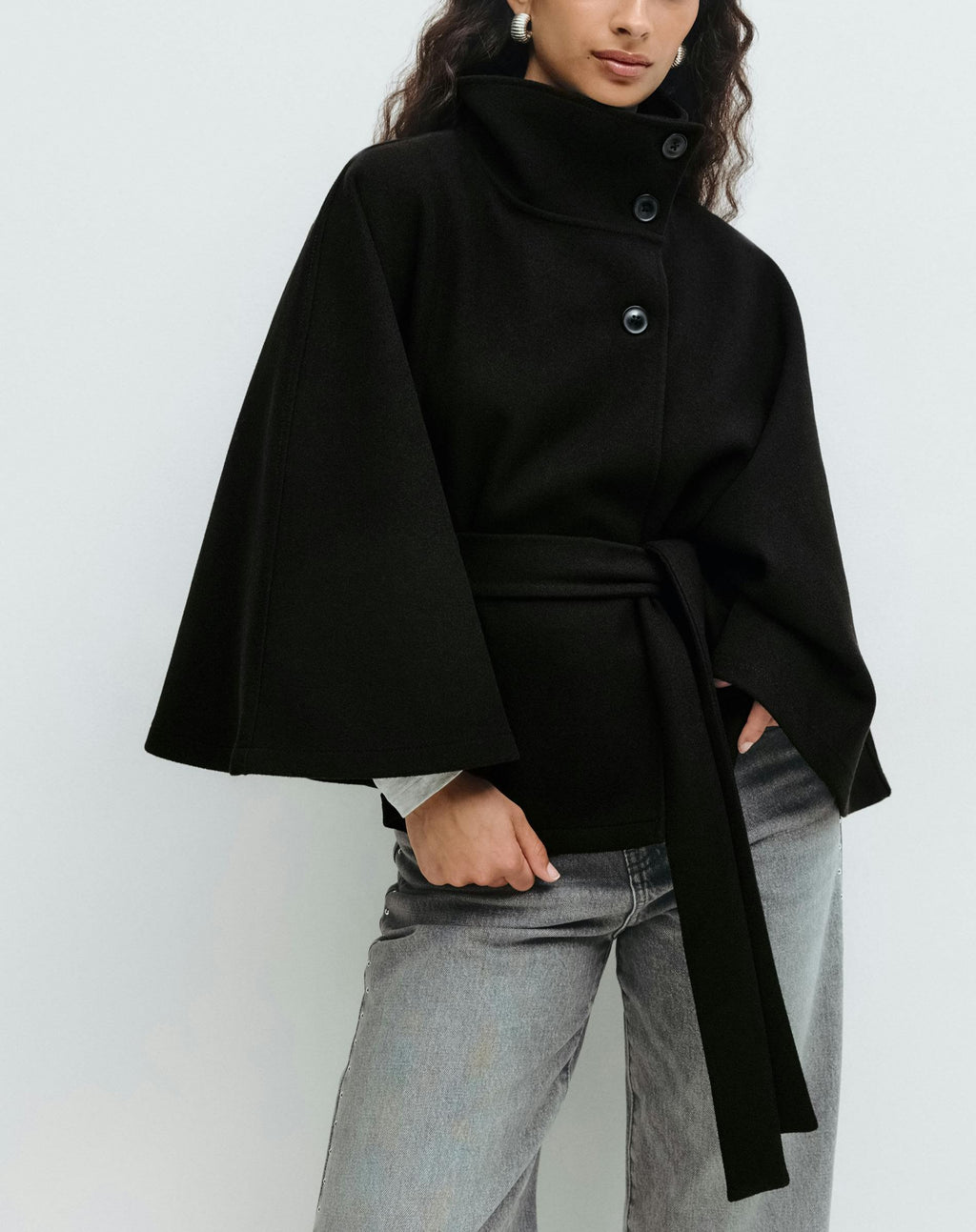 Belt cape jacket