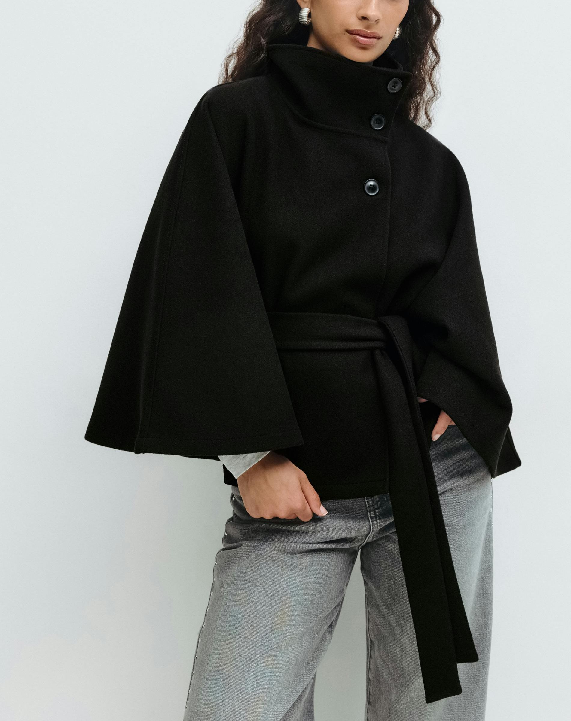 Belt cape jacket